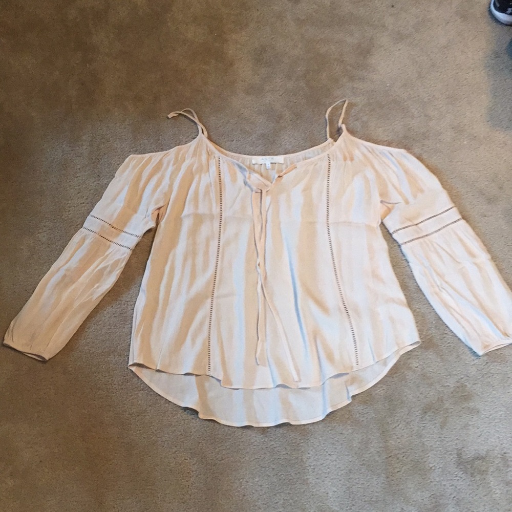 ASTR Cream Cold Shoulder Blouse Size M
